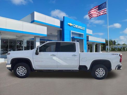 Used 2025 Chevrolet Silverado 2500 LTZ w/ LTZ Convenience Package AWD/4WD image 7