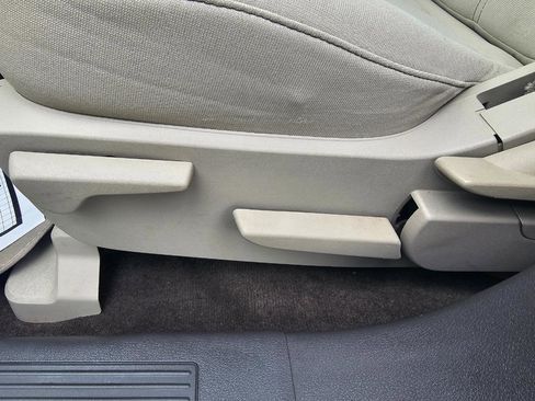 Used 2013 Ford Edge SE FWD image 31