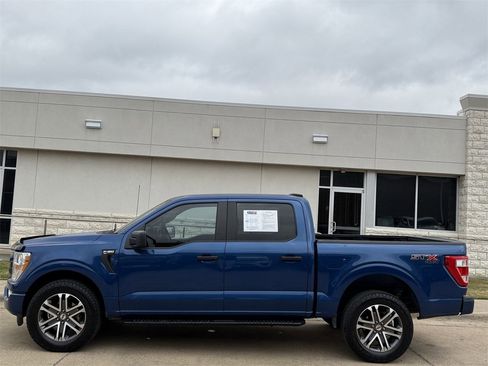 Used 2022 Ford F150 XL w/ STX Appearance Package image 3