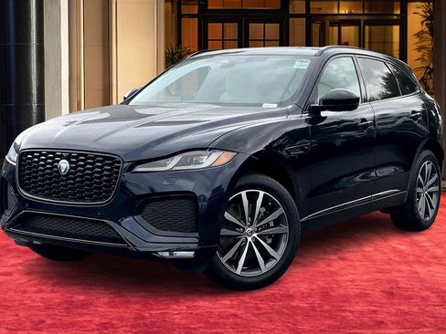 New 2026 Jaguar F-PACE R-Dynamic S image 2