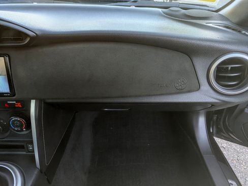 Used 2019 Toyota 86 Manual (Natl) image 28