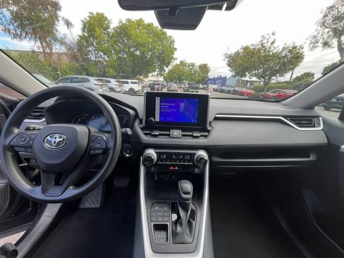 Used 2024 Toyota RAV4 XLE w/ Convenience Package AWD/4WD image 35