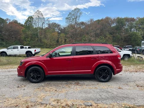 Used 2020 Dodge Journey SE w/ SE Popular Equipment Group FWD image 5