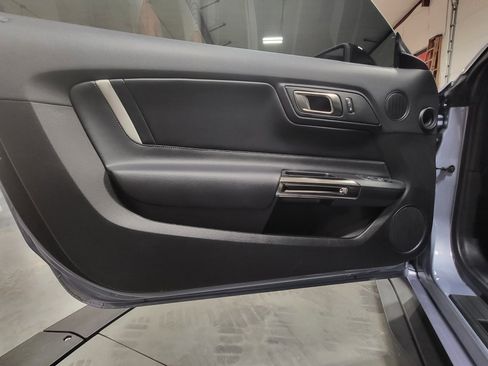 Used 2022 Ford Mustang Shelby GT500 w/ Carbon Fiber Track Pack image 20