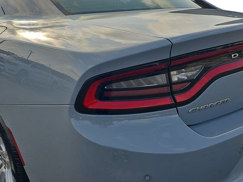 Used 2021 Dodge Charger SXT RWD image 33