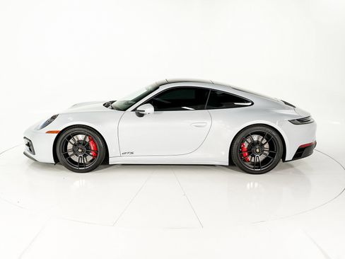 Used 2024 Porsche 911 Carrera GTS image 2