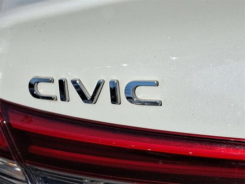 Used 2024 Honda Civic Sport image 29
