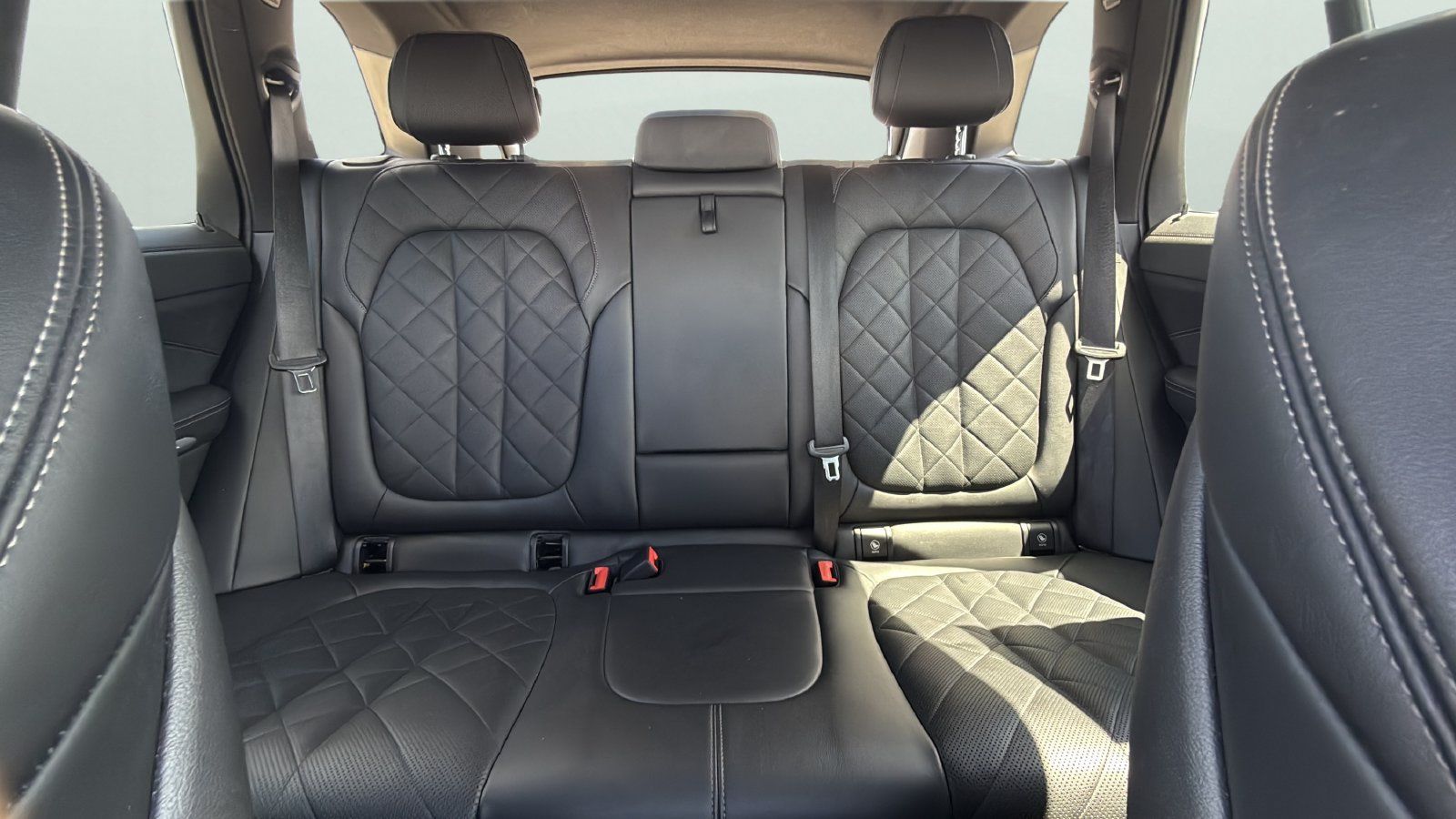 Used 2023 BMW X5 xDrive45e AWD/4WD image 25