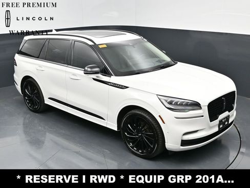 Used 2023 Lincoln Aviator Reserve w/ Equipment Group 201A RWD image 29