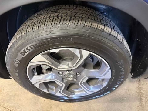 Used 2017 Honda CR-V EX image 8