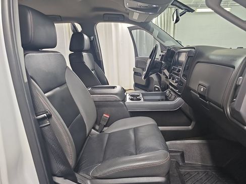 Used 2018 GMC Sierra 2500 SLT w/ All Terrain HD Package AWD/4WD image 13