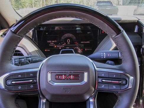 New 2026 GMC Yukon Elevation image 24