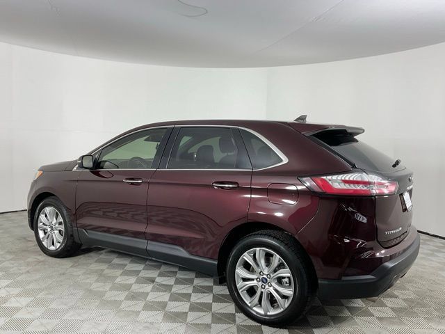 Used 2022 Ford Edge Titanium AWD/4WD image 7
