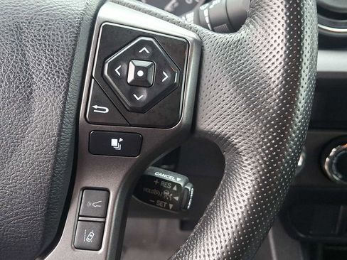 Certified 2023 Toyota Tacoma TRD Off-Road image 24