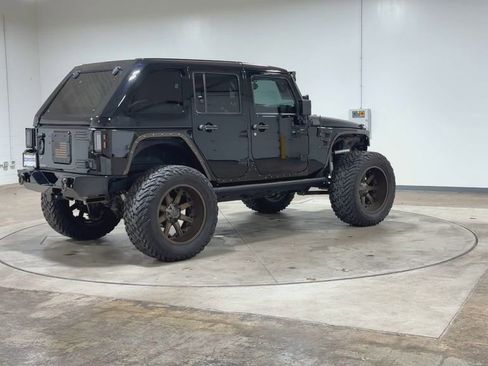 Used 2014 Jeep Wrangler Unlimited Sport w/ Quick Order Package 24S AWD/4WD image 9