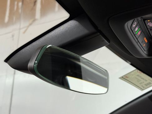 Used 2019 Cadillac XT5 FWD image 16