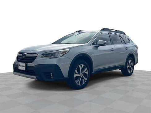 Used 2022 Subaru Outback Limited image 1