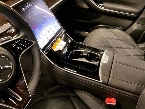New 2026 Mercedes-Benz Maybach S 580 Maybach S 580 image 8