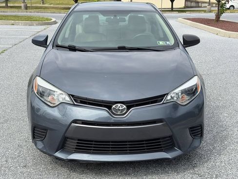 Used 2016 Toyota Corolla LE FWD image 3