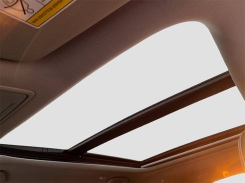 Used 2025 Honda Pilot Elite image 22