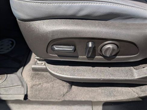 Used 2018 Buick Enclave Essence w/ Trailering Package FWD image 29