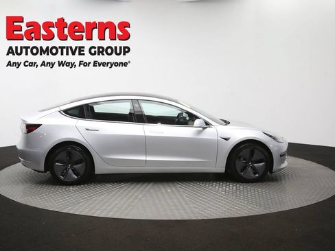 Used 2018 Tesla Model 3 Long Range RWD image 39