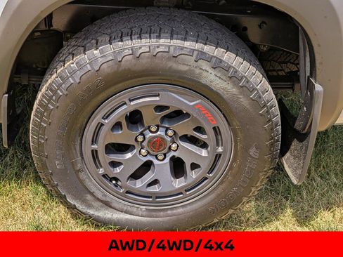 Certified 2025 Nissan Frontier PRO-4X w/ Pro Premium Package AWD/4WD image 12