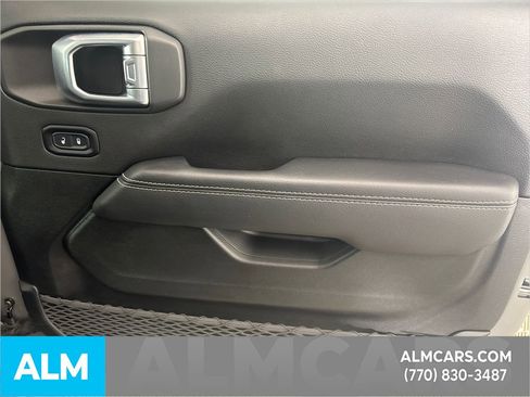 Used 2021 Jeep Gladiator Overland w/ Popular Equipment Package image 16