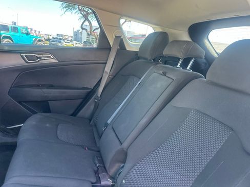 Used 2026 Kia Sportage LX FWD image 7