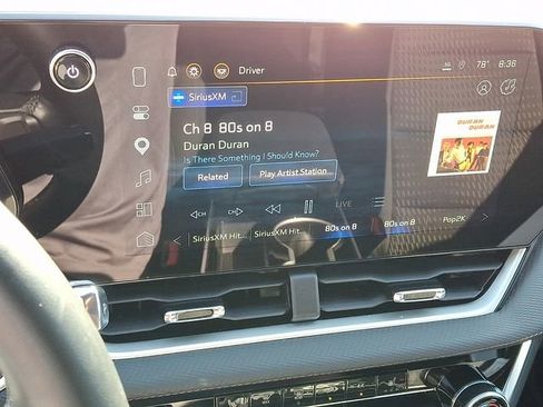 Used 2025 Chevrolet Equinox LT FWD image 10