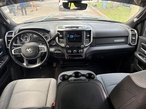 Used 2024 RAM 2500 Big Horn AWD/4WD image 23