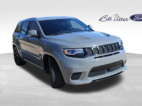 Used 2021 Jeep Grand Cherokee Trackhawk image 3
