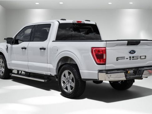 Used 2021 Ford F150 XLT w/ Equipment Group 301A Mid RWD image 8