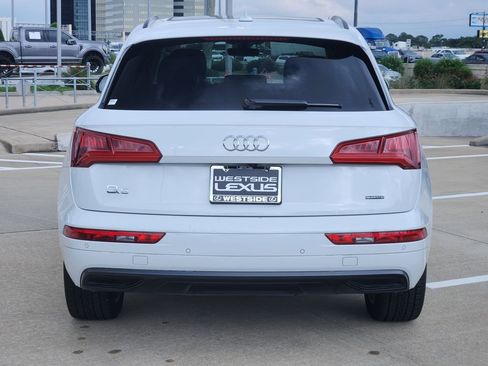 Used 2019 Audi Q5 2.0T Premium Plus w/ Premium Plus Package AWD/4WD image 6
