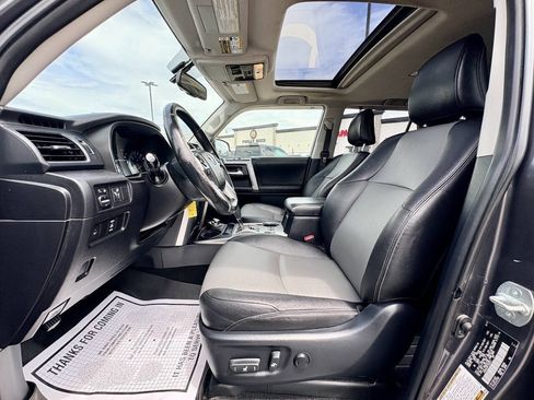 Used 2015 Toyota 4Runner SR5 Premium AWD/4WD image 10