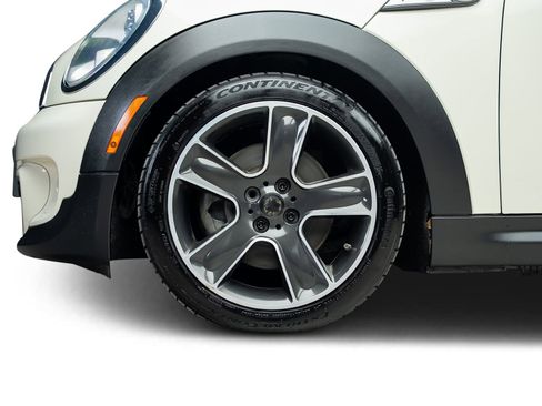 Used 2013 MINI Cooper Clubman S image 26