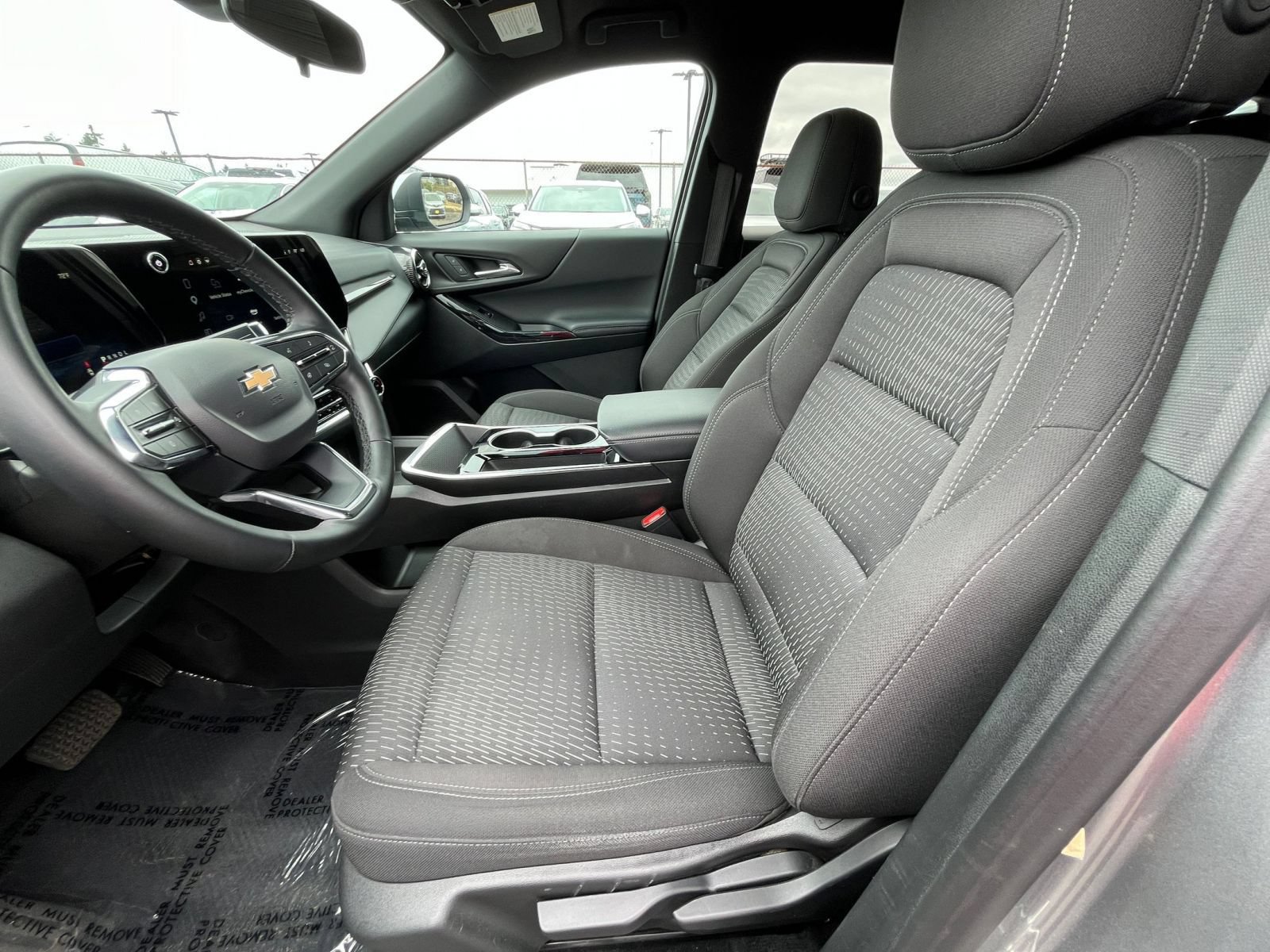 Used 2025 Chevrolet Equinox LT FWD image 27