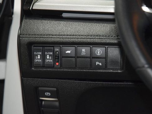 Used 2024 Honda Odyssey Touring image 29