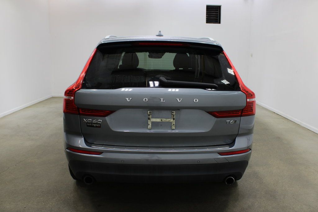 Used 2018 Volvo XC60 T6 Momentum w/ Convenience Package AWD/4WD image 4