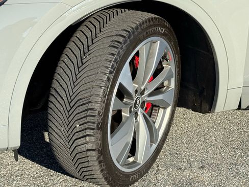 Used 2021 Audi SQ5 Premium Plus w/ Premium Plus Package image 19