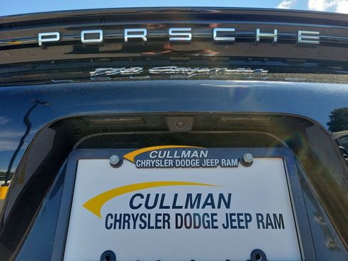 Used 2023 Porsche 718 Cayman RWD image 34