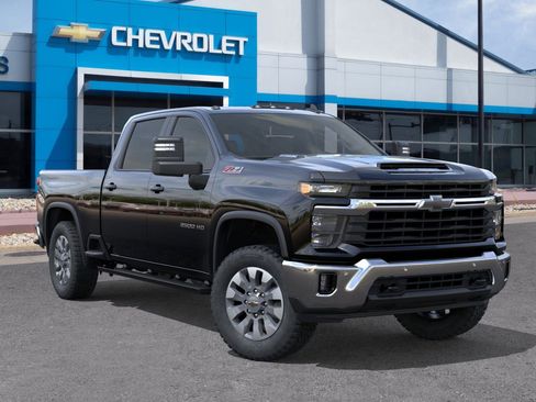 New 2026 Chevrolet Silverado 2500 LT image 7