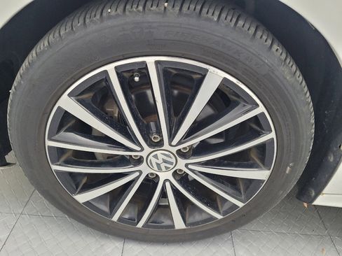 Used 2016 Volkswagen Jetta Sport image 31