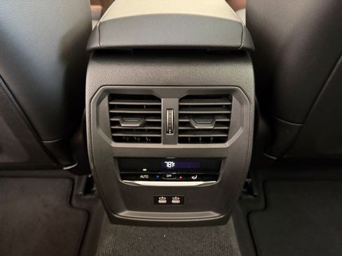 New 2026 BMW 330i xDrive Sedan w/ Premium Package image 30