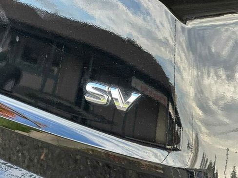 Used 2022 Nissan Rogue SV image 9