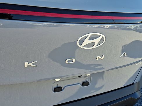 Used 2024 Hyundai Kona SEL image 30