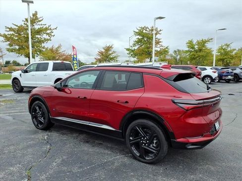 Used 2024 Chevrolet Equinox EV RS image 11
