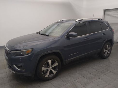 Used 2020 Jeep Cherokee Limited AWD/4WD image 2