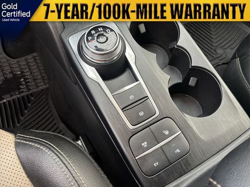 Certified 2022 Ford Escape Titanium w/ Titanium Premium Package image 30