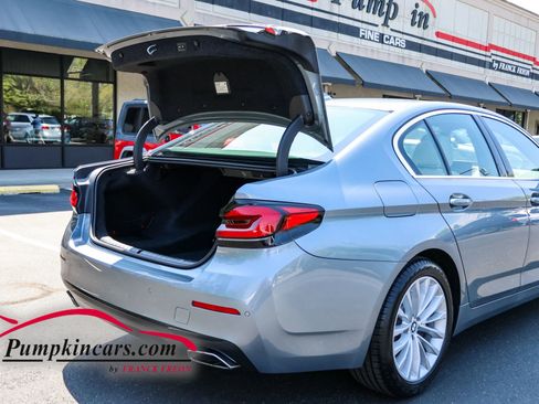 Used 2021 BMW 530i xDrive w/ Convenience Package AWD/4WD image 11